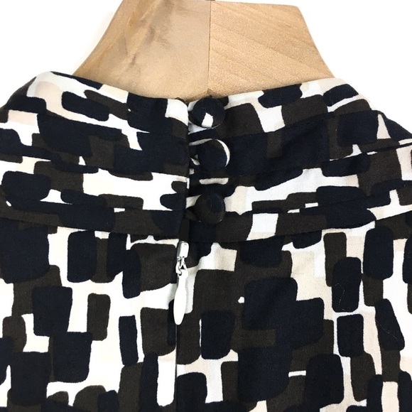 ANN TAYLOR Sheath Dress Cap Sleeve Wrap Work Fitted Geo Print V Neck Size 6 - Picture 5 of 9